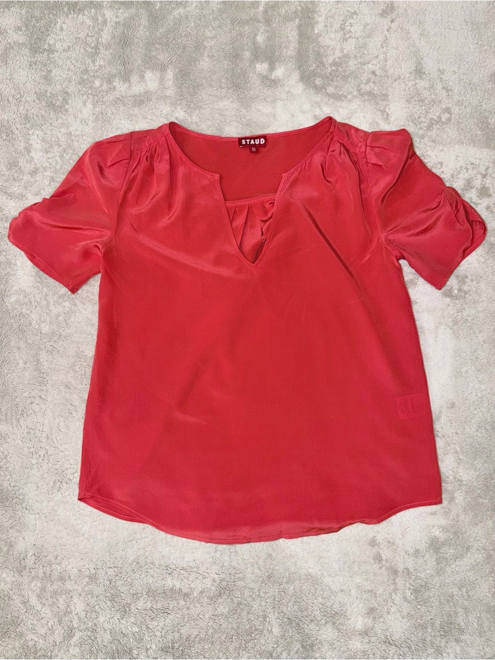 STAUD Silk Coral-Red V-Notch Short Sleeve Blouse Women’s Size XS